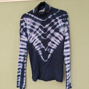 We The Free Long Sleeve Tie Dye T-Shirt with Mock Neck (L)